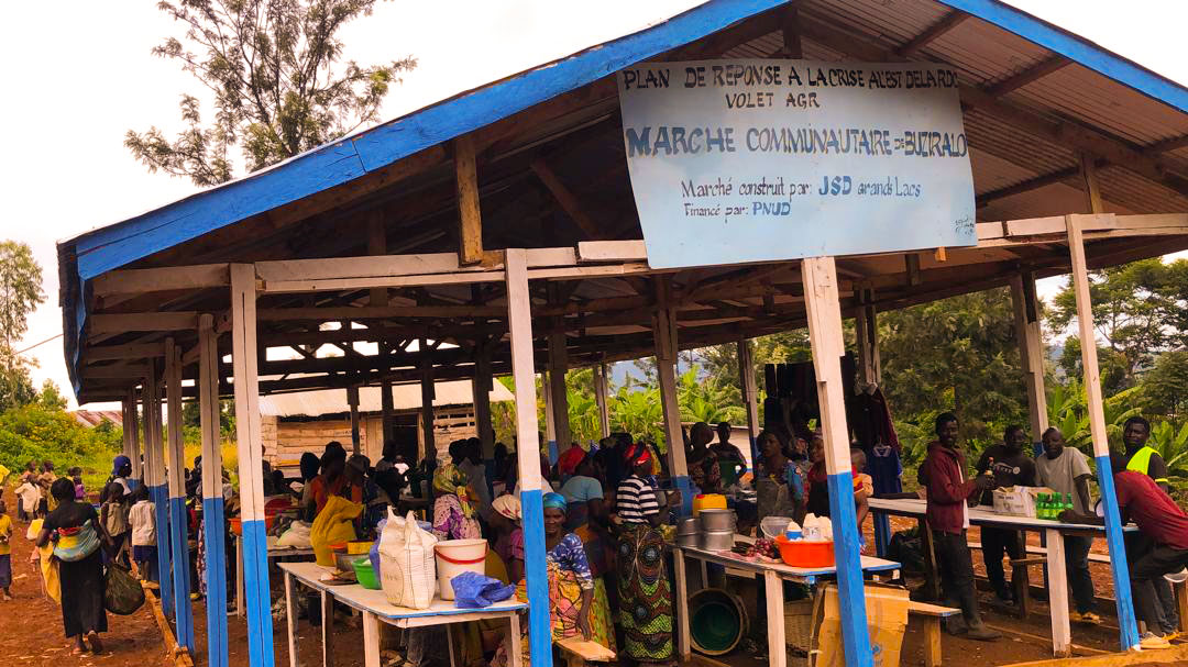 Un nouvel espace de vie : Le marché communautaire au cœur de Buziralo